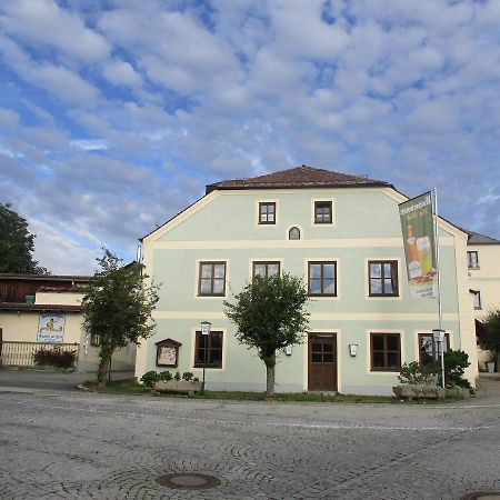 Brauereigasthof Zur Post Eschlkam Екстериор снимка